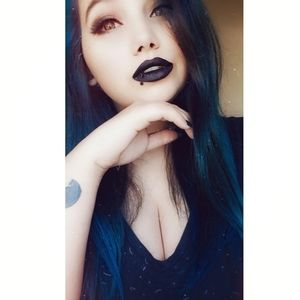 Meet your Posher, Sienna